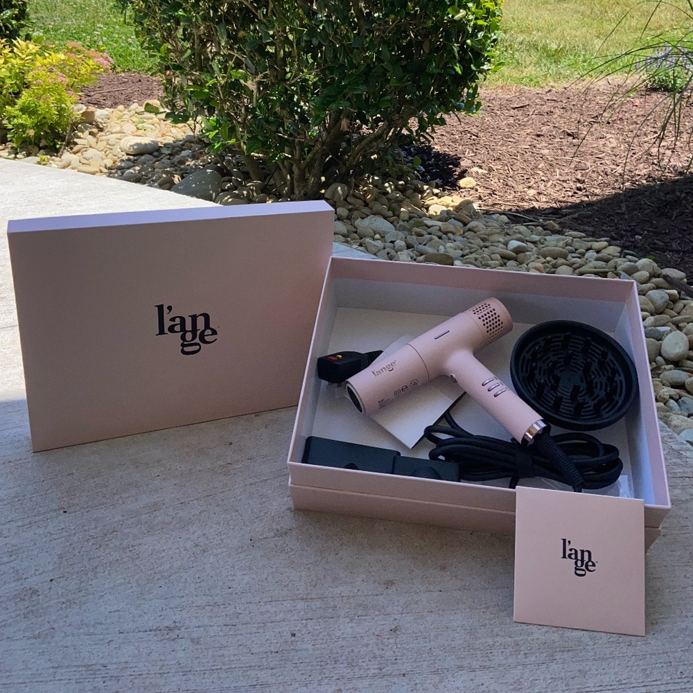 Le Styliste Luxe Blush Hair dryer